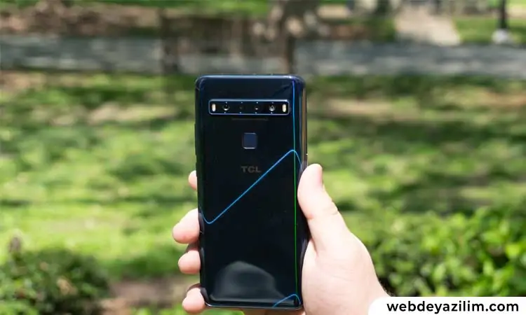 TCL 10L