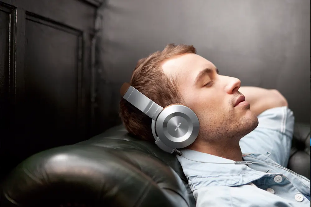 En iyi 10 Müzik Dinleme Programı: (Online & Offline)