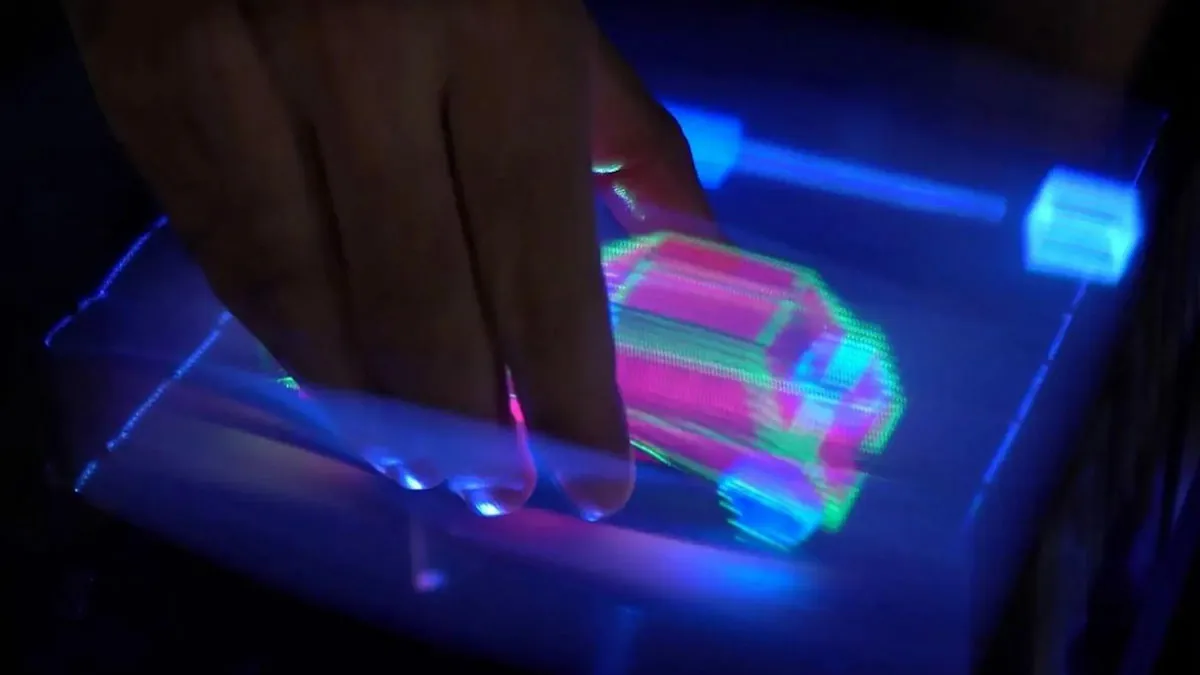 Gerçek Dokunma Deneyimiyle 3D Hologram: Bilim Kurgu Gerçek Oluyor